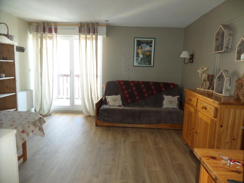 Appartements Les Balcons Du Soleil Font-Romeu-Odeillo-Via Eksteriør billede