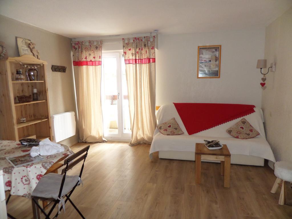Appartements Les Balcons Du Soleil Font-Romeu-Odeillo-Via Eksteriør billede